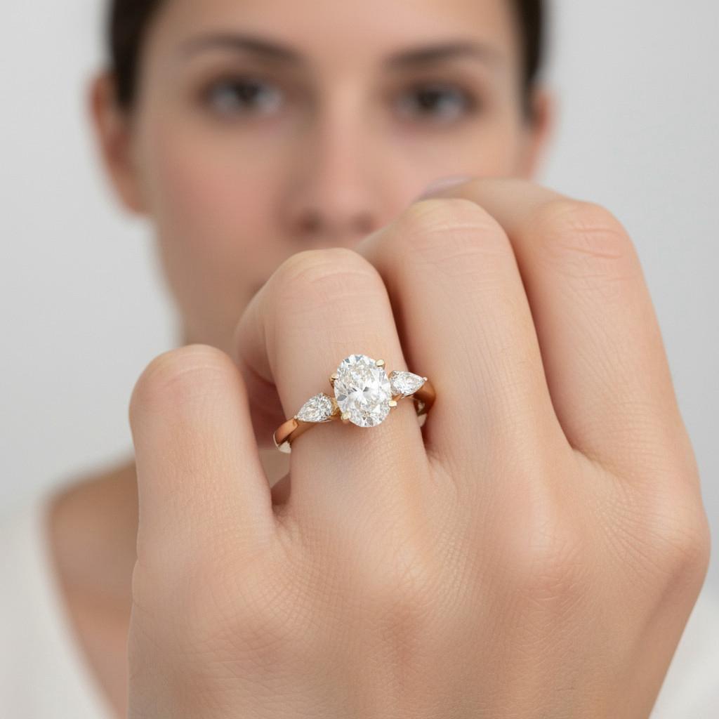 טבעת זהב משובץ יהלומי מעבדה